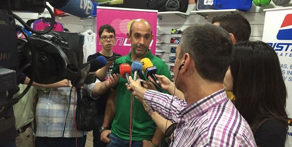 Alberto Monteagudo habla en la rueda de prensa previa al derbi ante el Murcia de este domingo en NC