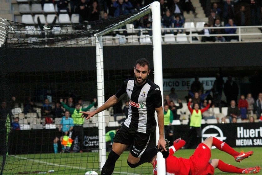 Gonzalo Verdú celebra un gol esta temporada/Foto: RAÚL VELASCO