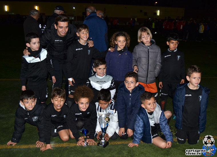 La EF San Miguel triunfa en el trofeo prebenjamín