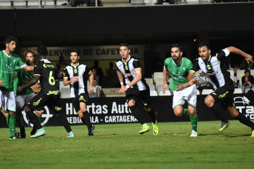 Cartagena y Villanovense empataron sin goles en el partido de la primera vuelta disputado en el Cartagonova/Foto: RAÚL VELASCO